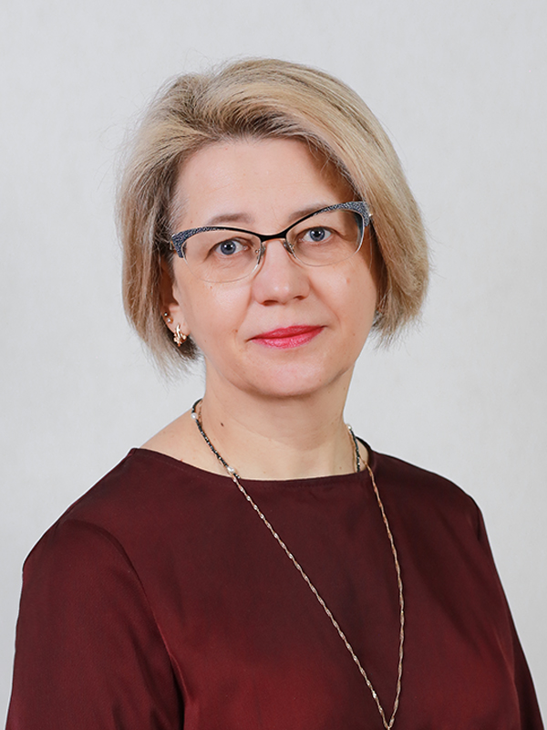 Зузик Елена Ивановна.