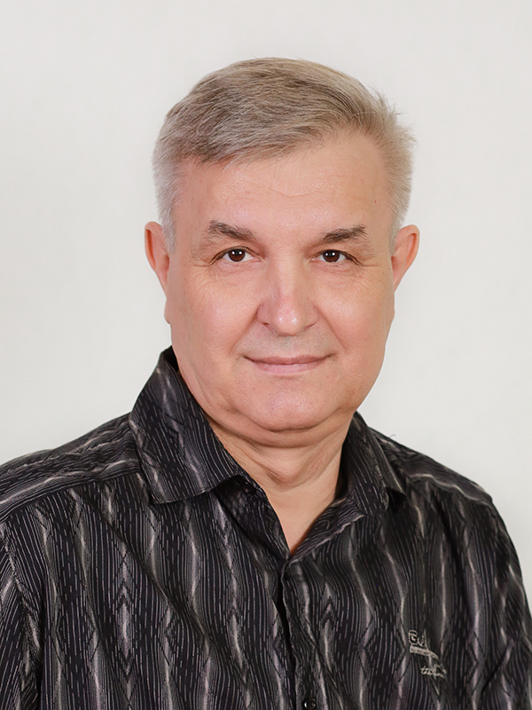 Чеглаков Владимир Андреевич.